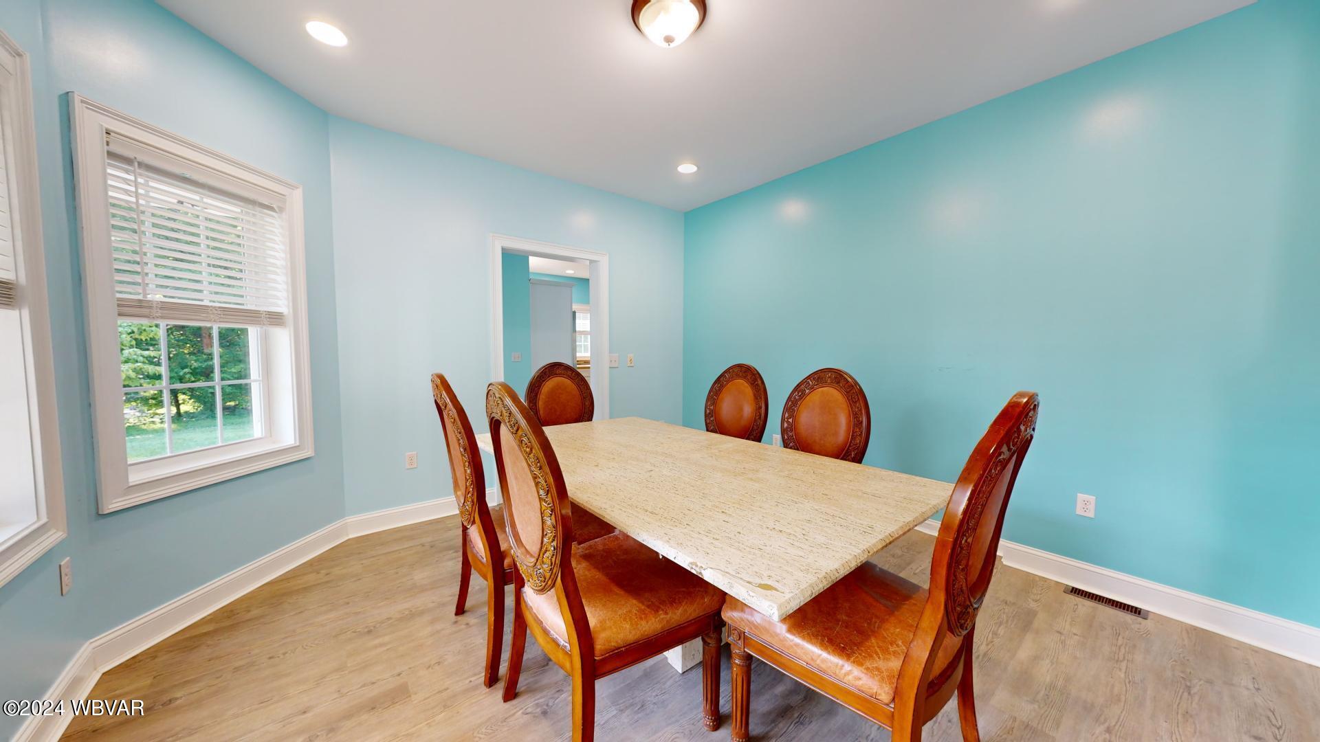 1885 Ravine Road Williamsport, PA 17701 - Photo 10 of 41 Formal Dining