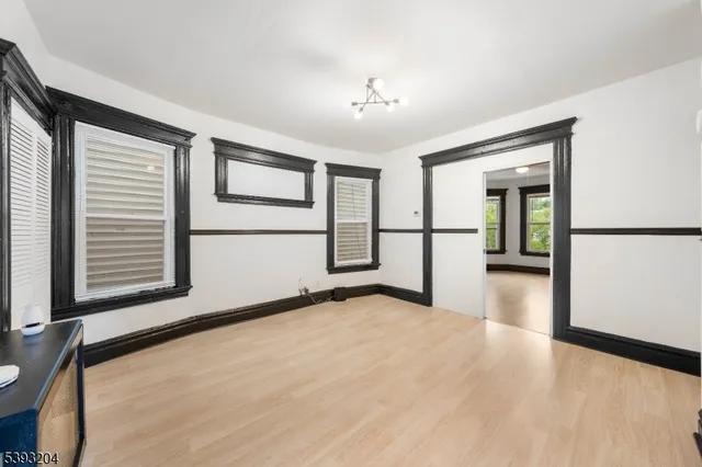 $1,950 | 209 North 11th Street, Unit 2, Newark, NJ 07107