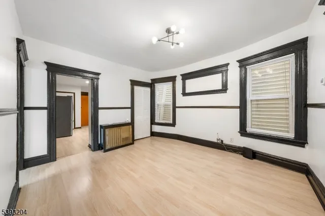 $1,950 | 209 North 11th Street, Unit 2, Newark, NJ 07107