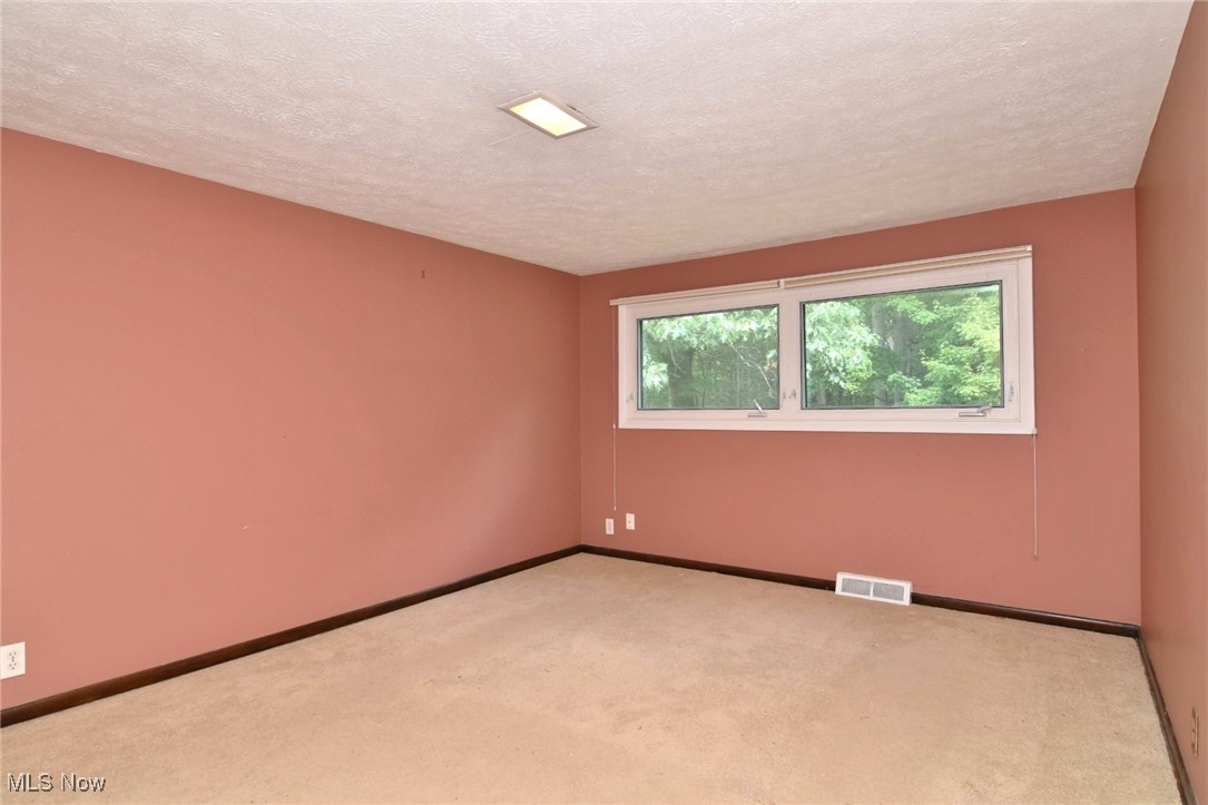 31299 Fairview Road Chagrin Falls, OH 44022 - Photo 29 of 40 Gallery Image 29