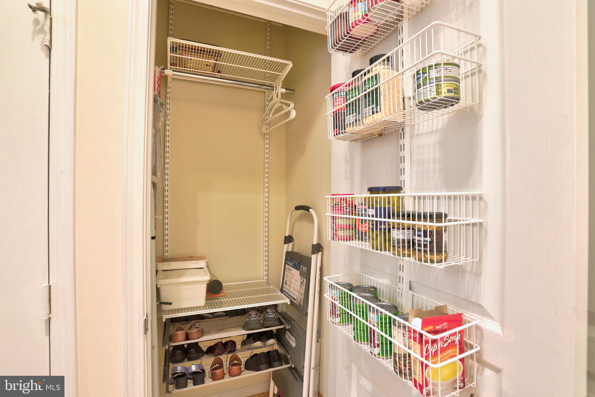 12000 Market Street, Unit 352 Reston, VA 20190 - Photo 13 of 44 Gallery Image 13