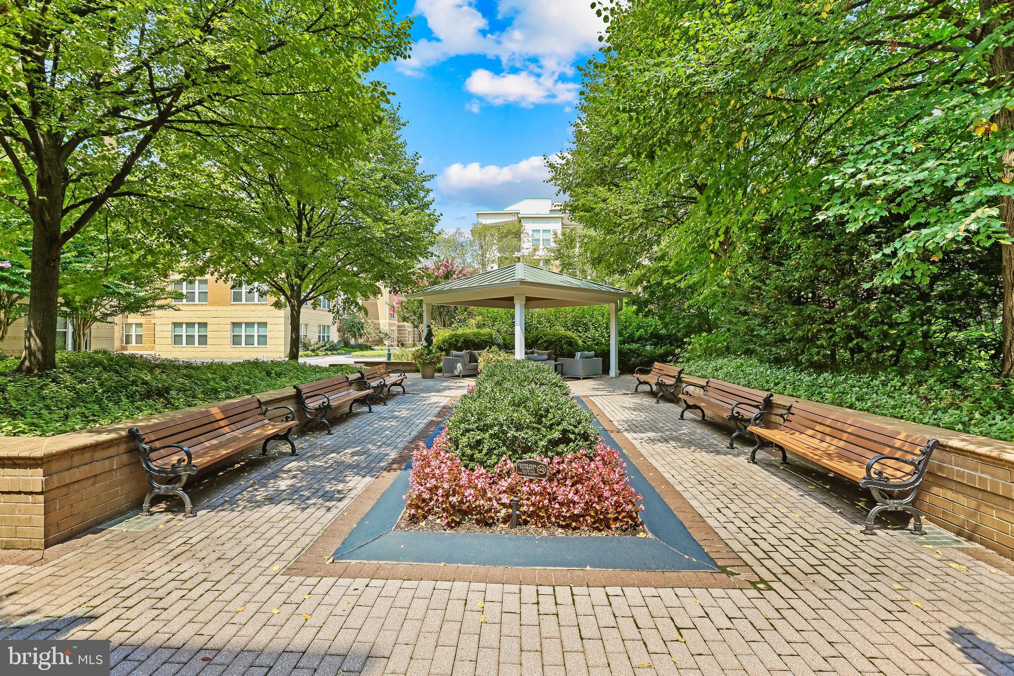 12000 Market Street, Unit 352 Reston, VA 20190 - Photo 33 of 44 Gallery Image 33