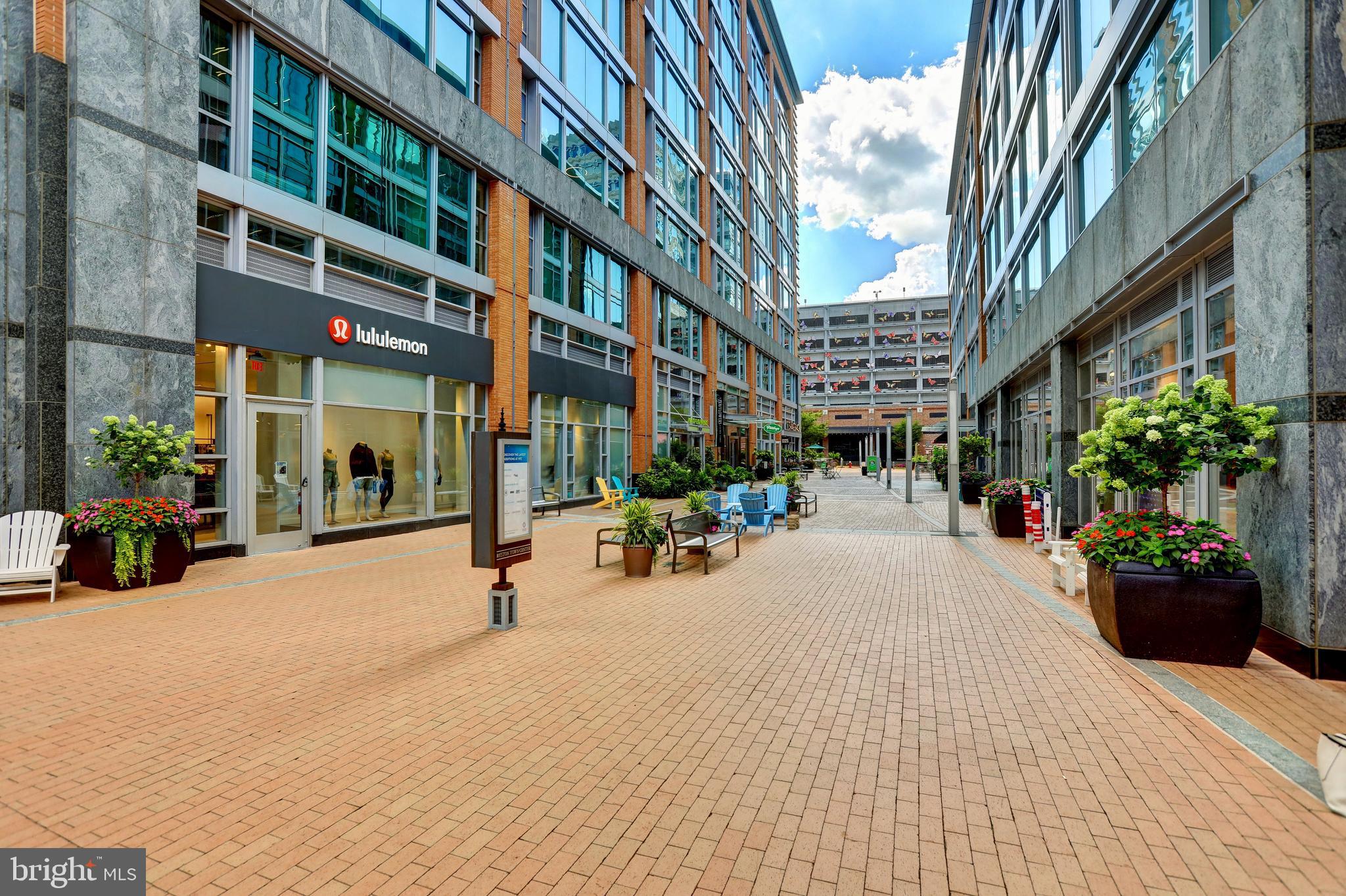 12000 Market Street, Unit 352 Reston, VA 20190 - Photo 40 of 44 Gallery Image 40