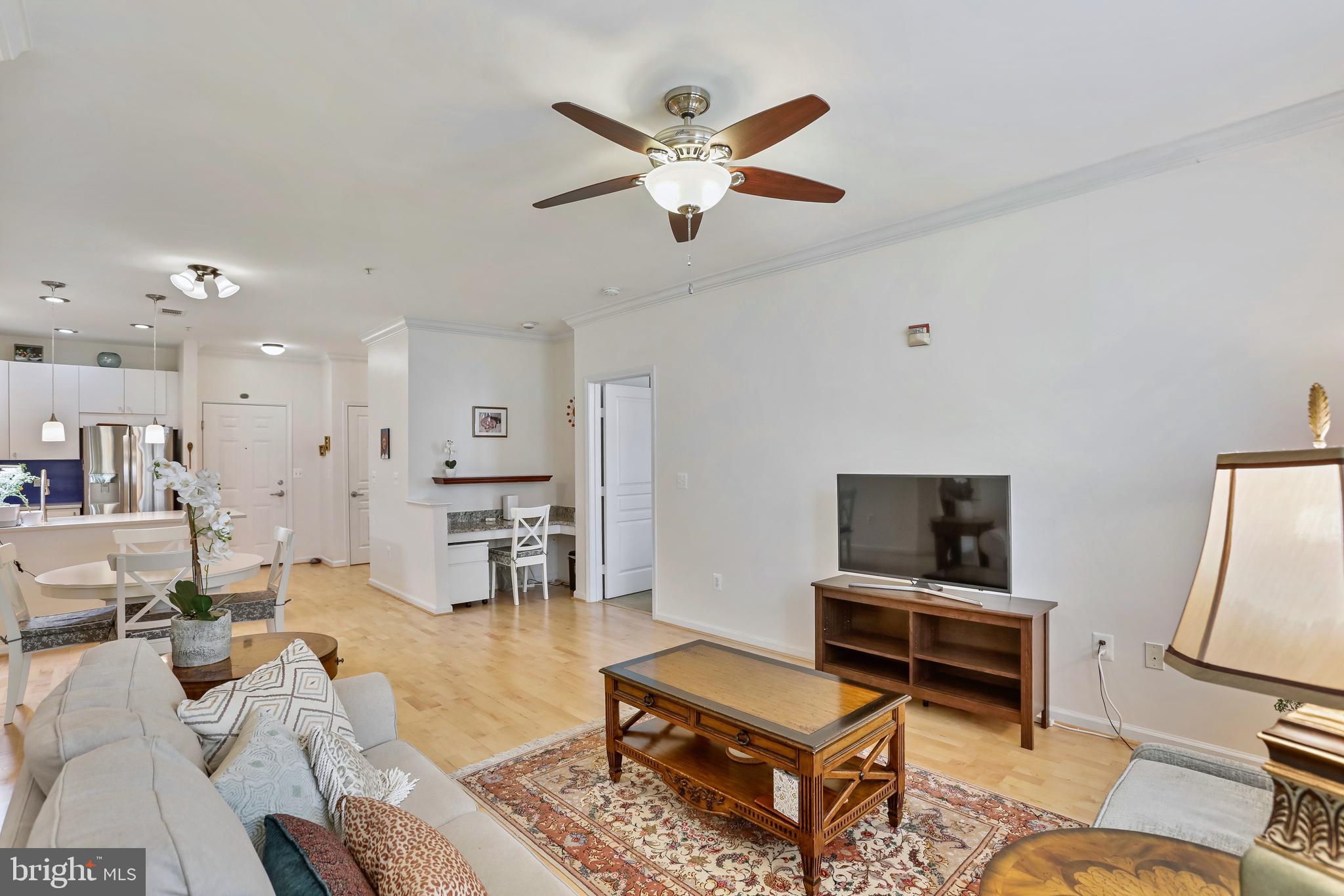 12000 Market Street, Unit 352 Reston, VA 20190 - Photo 4 of 44 Gallery Image 4