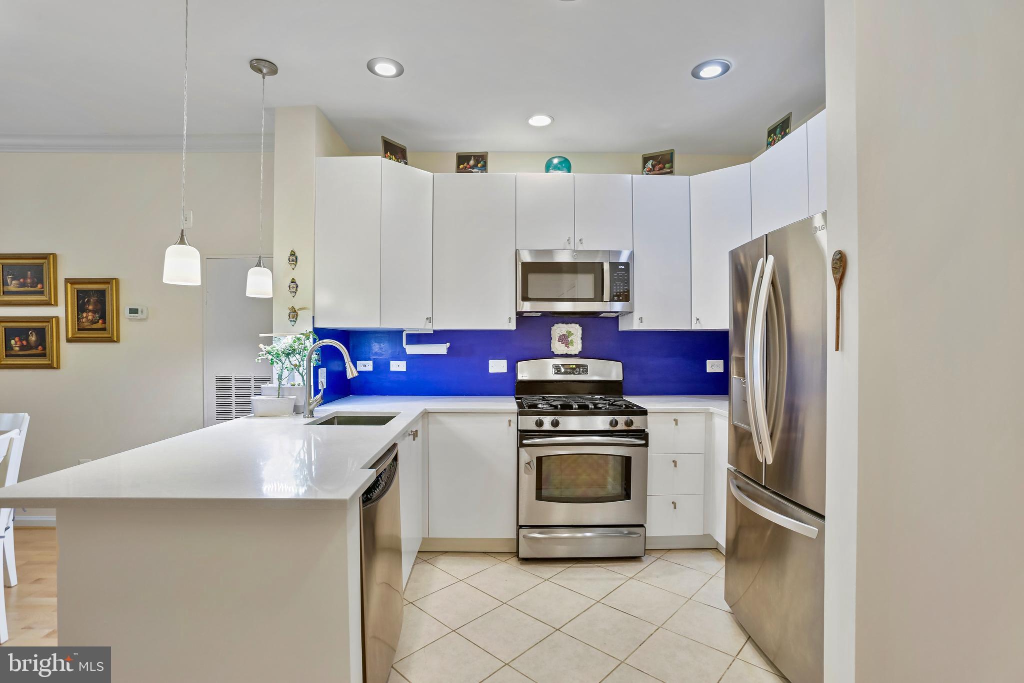 12000 Market Street, Unit 352 Reston, VA 20190 - Photo 10 of 44 Gallery Image 10