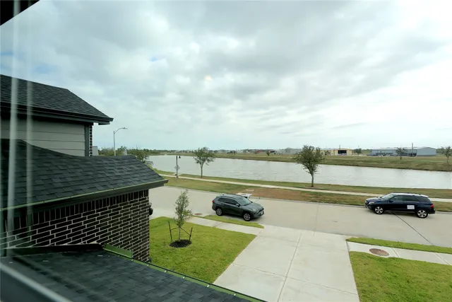 $2,550 | 1606 Cedar Pointe Court, Arcola, TX 77545