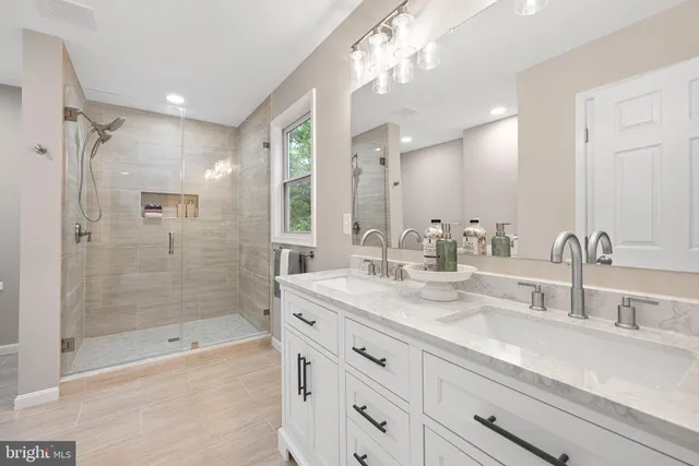 $624,000 | 194 Black Cub Run Lane, Harpers Ferry, WV 25425