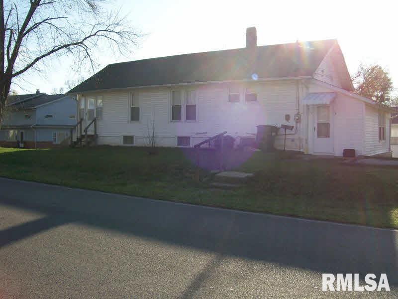 101 Johnson Street Valier, IL 62891 - Photo 2 of 6 Gallery Image 2