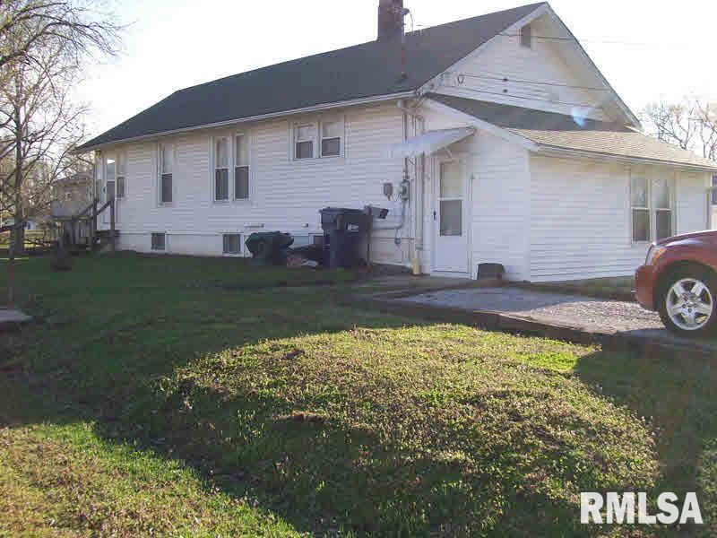 101 Johnson Street Valier, IL 62891 - Photo 3 of 6 Gallery Image 3