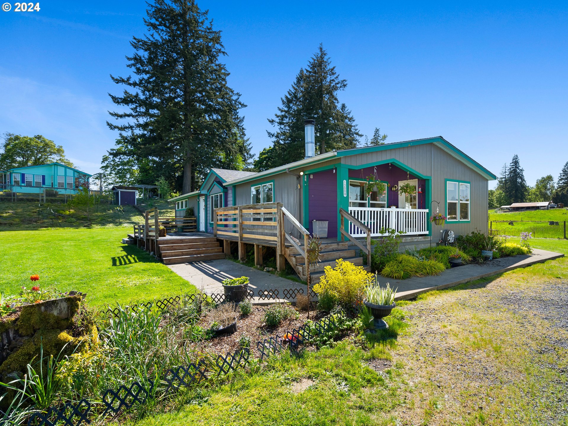 12008 South Emerson Road Canby, OR 97013 - Photo 1 of 46 Exterior