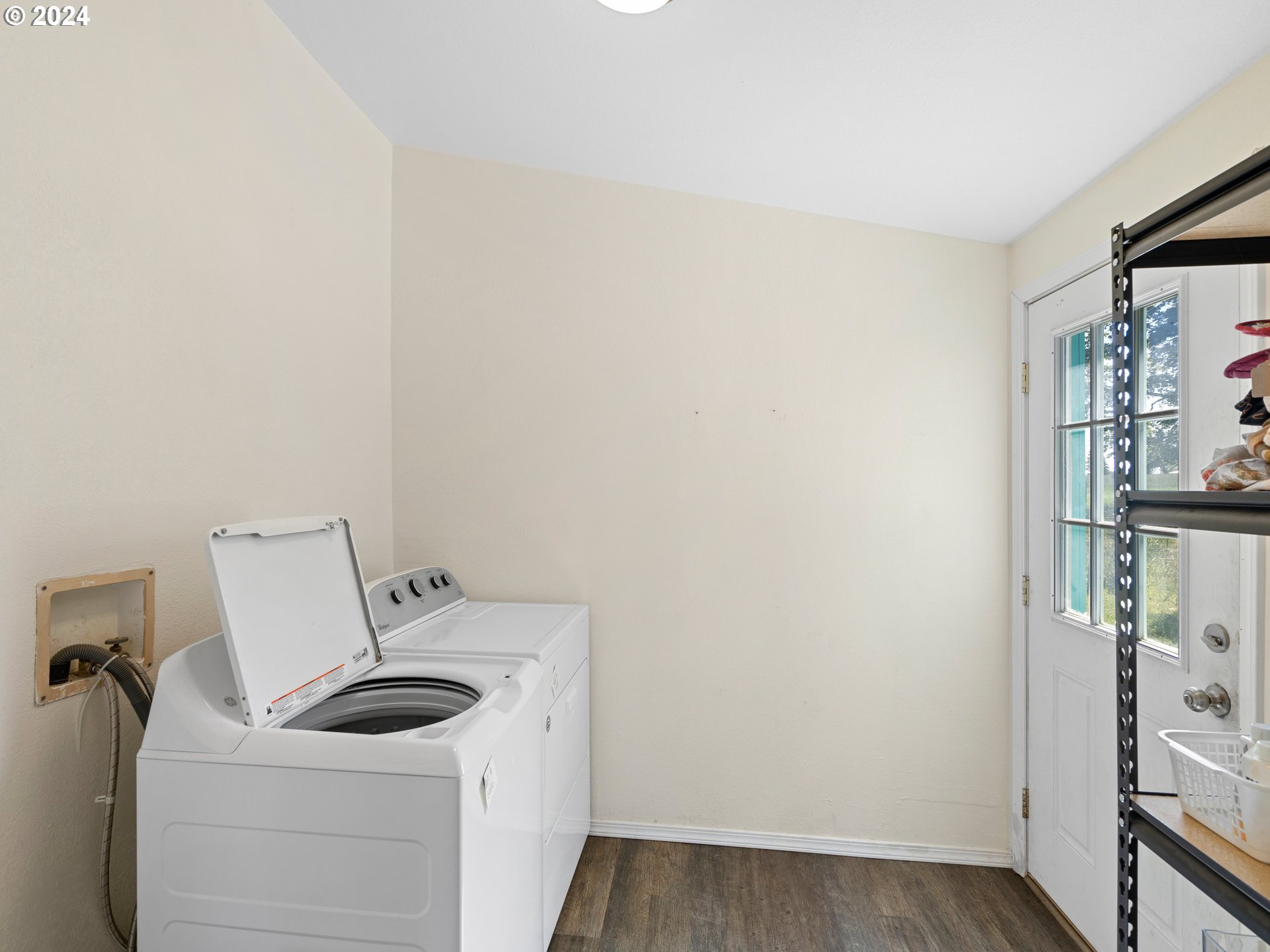 12008 South Emerson Road Canby, OR 97013 - Photo 19 of 46 Mud Room