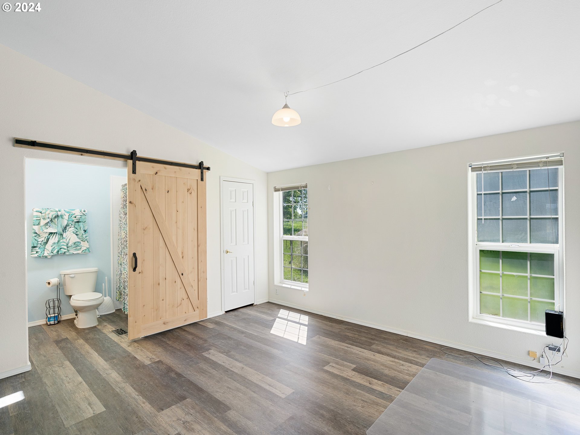 12008 South Emerson Road Canby, OR 97013 - Photo 20 of 46 Bedroom