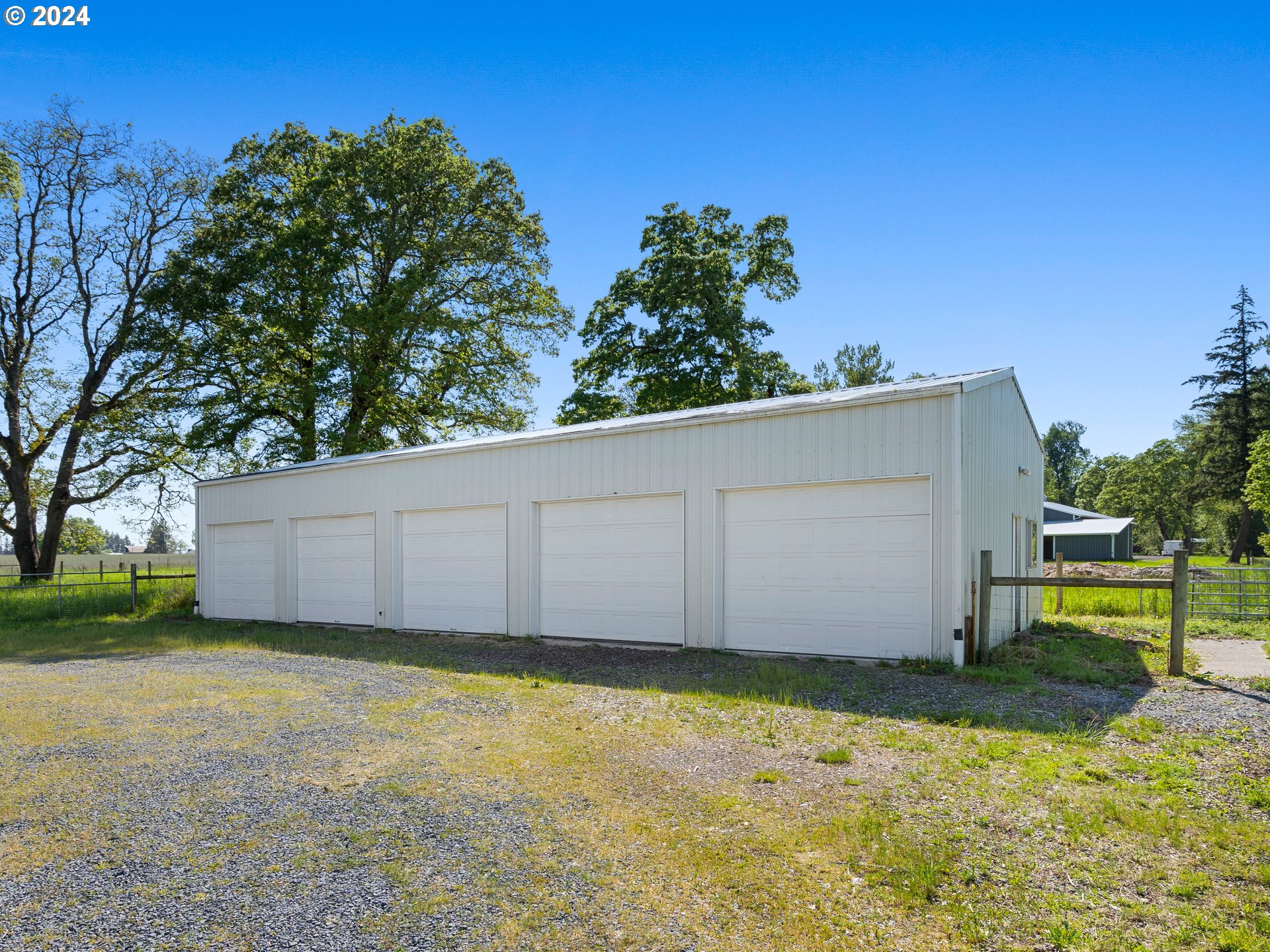 12008 South Emerson Road Canby, OR 97013 - Photo 39 of 46 Garage