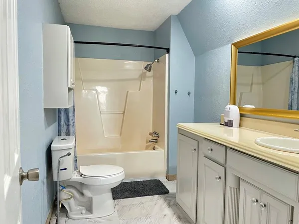 $179,500 | 7961 County Road 4515, Larue, TX 75770