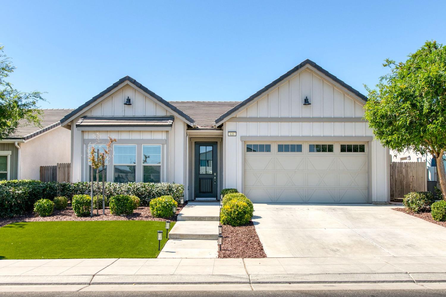 616 Expedition Way Madera, CA 93636 - Photo 1 of 66