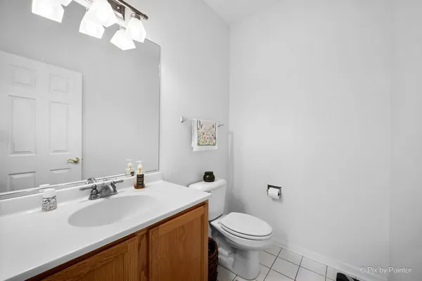 $335,000 | 266 Charlotte Court, Cary, IL 60013