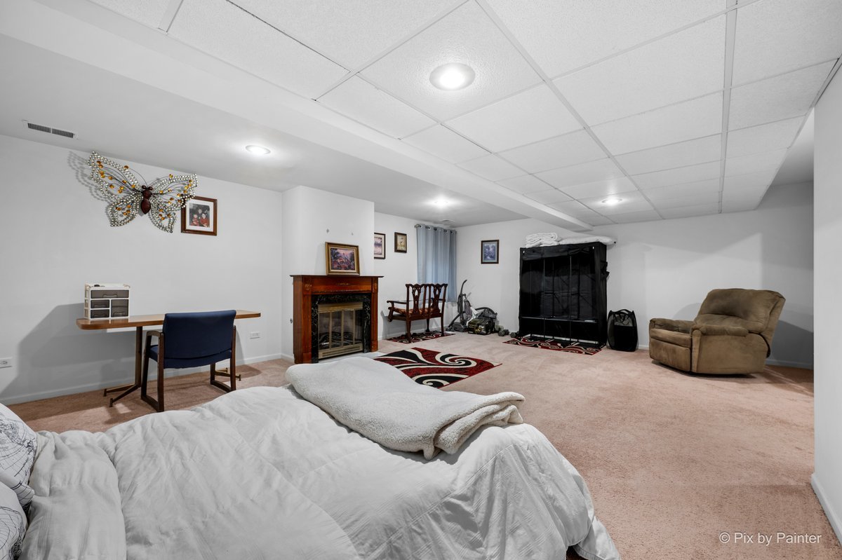 266 Charlotte Court Cary, IL 60013 - Photo 26 of 34
