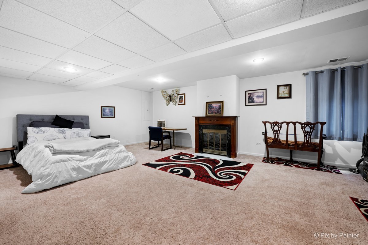 266 Charlotte Court Cary, IL 60013 - Photo 27 of 34
