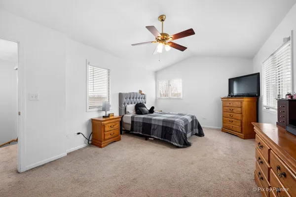 $335,000 | 266 Charlotte Court, Cary, IL 60013