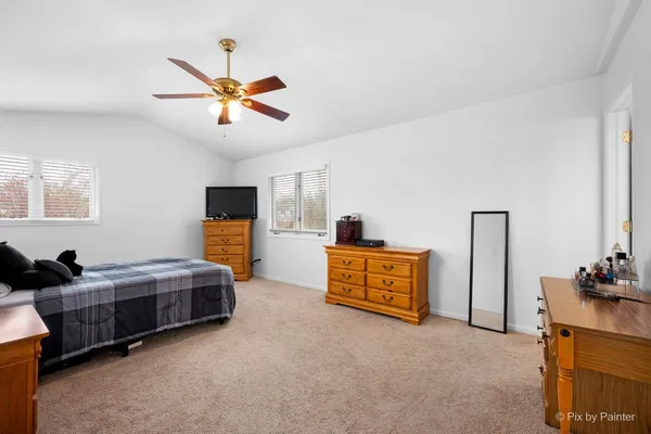 $335,000 | 266 Charlotte Court, Cary, IL 60013