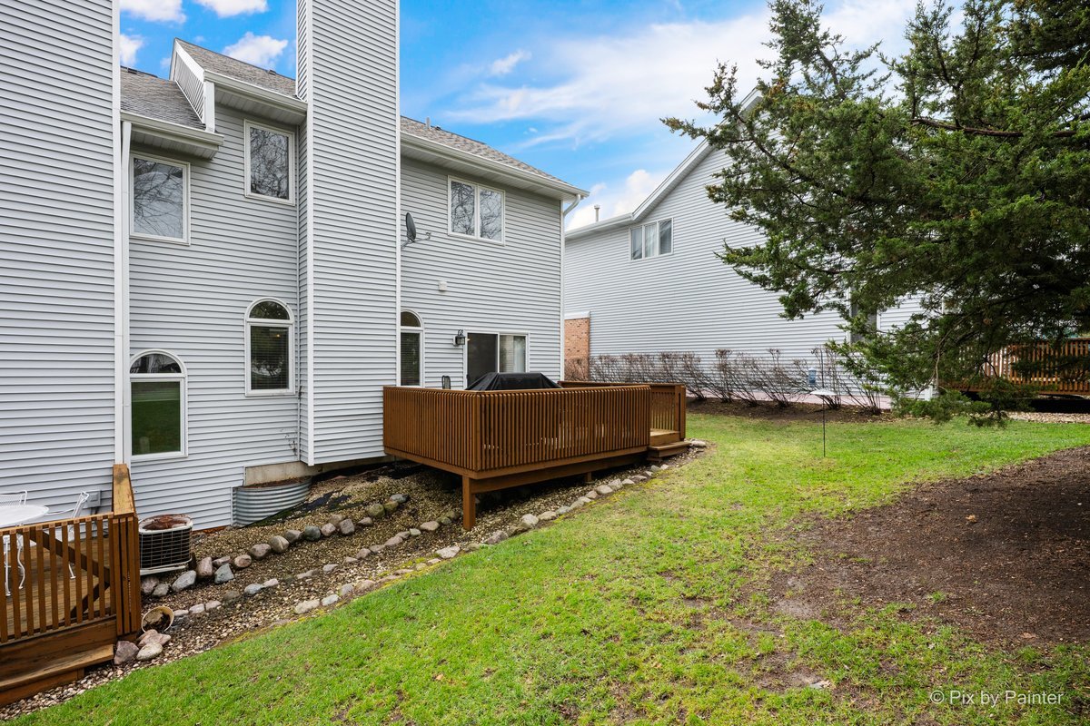 266 Charlotte Court Cary, IL 60013 - Photo 30 of 34