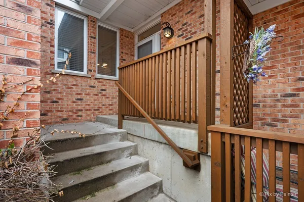 $335,000 | 266 Charlotte Court, Cary, IL 60013