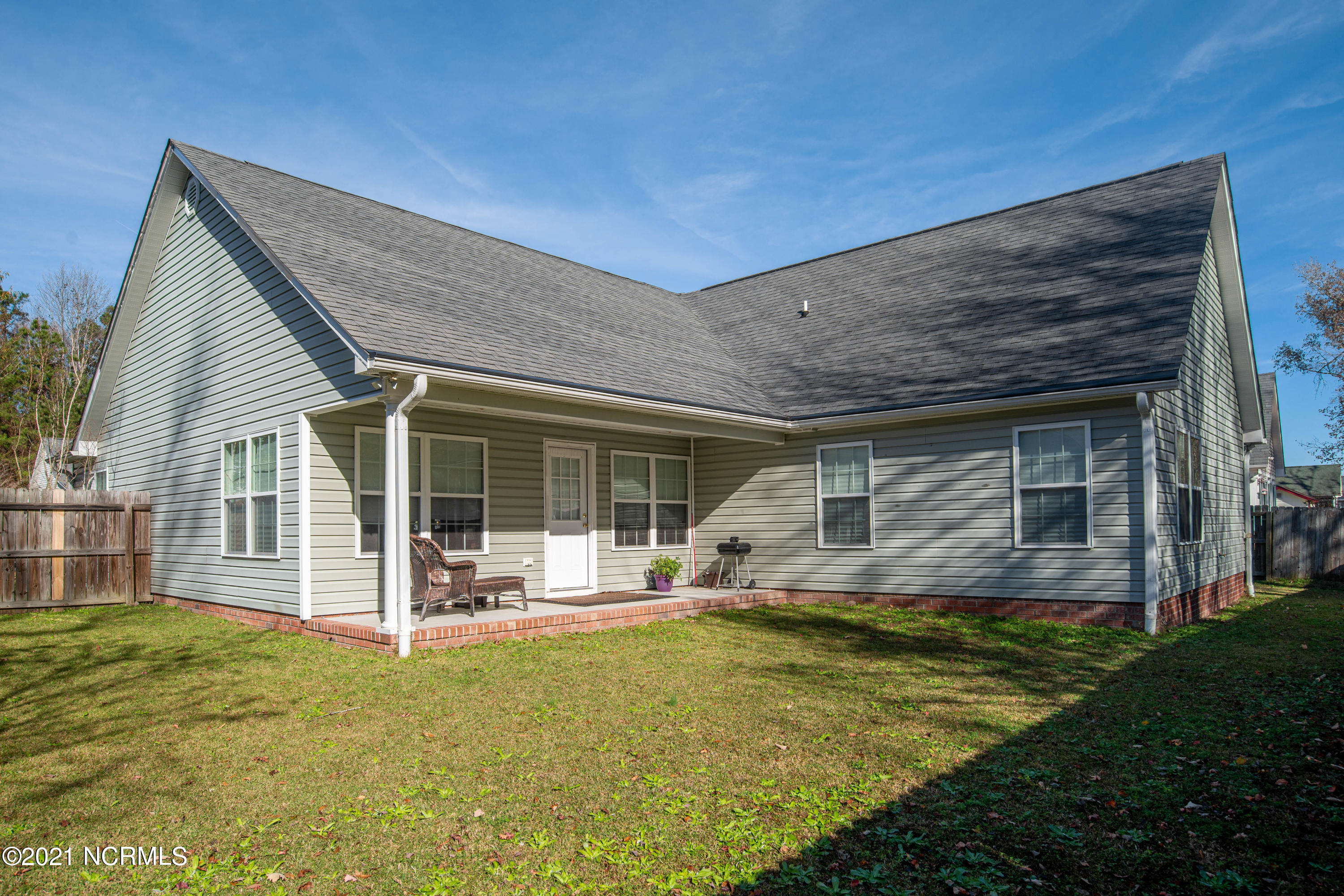 411 Conner Grant Road New Bern, NC 28562 - Photo 31 of 32 411 Conner Grant Road-6
