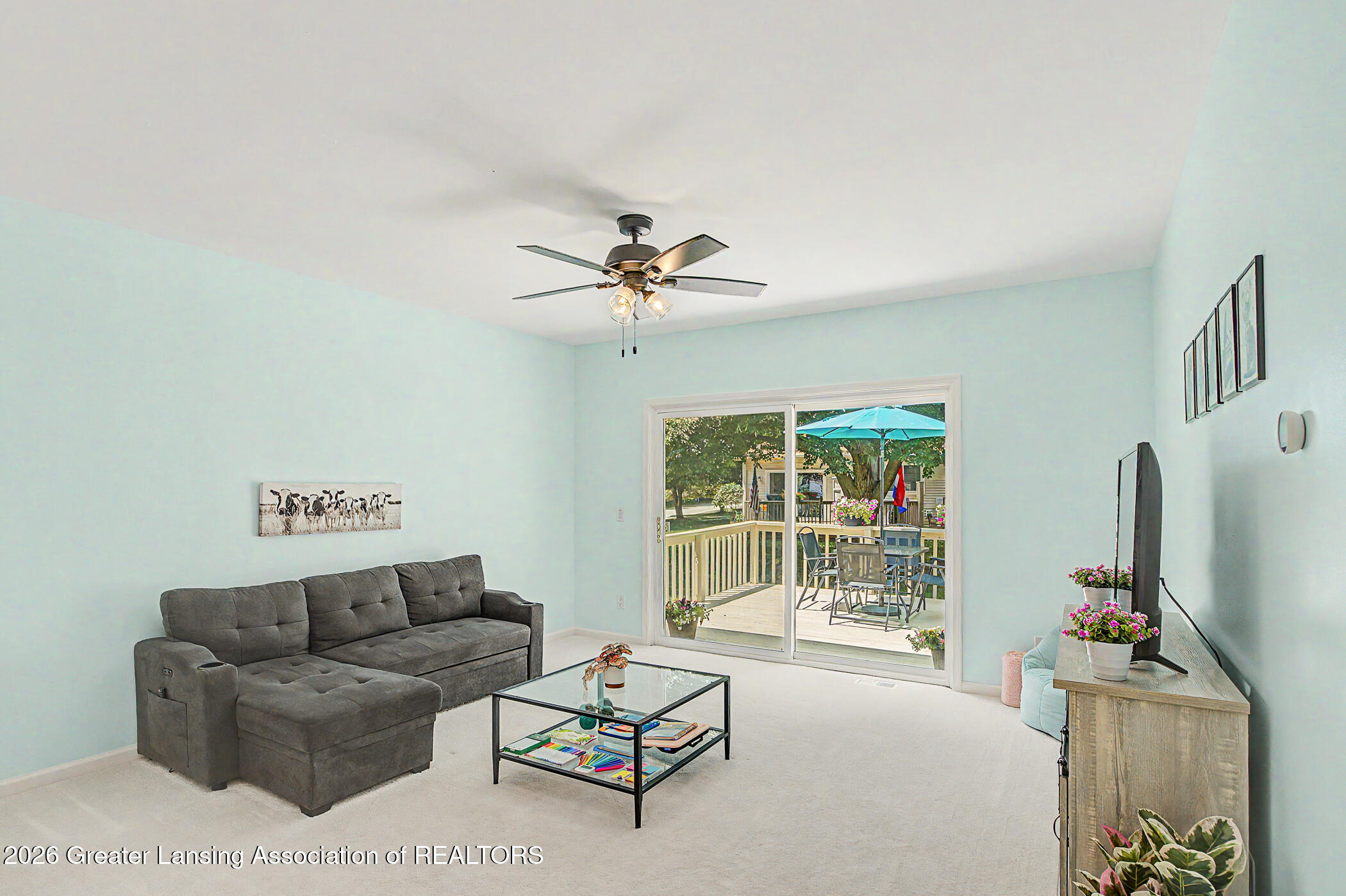 2059 La Mer Lane, Unit 17 Haslett, MI 48840 - Photo 13 of 48 Living Room