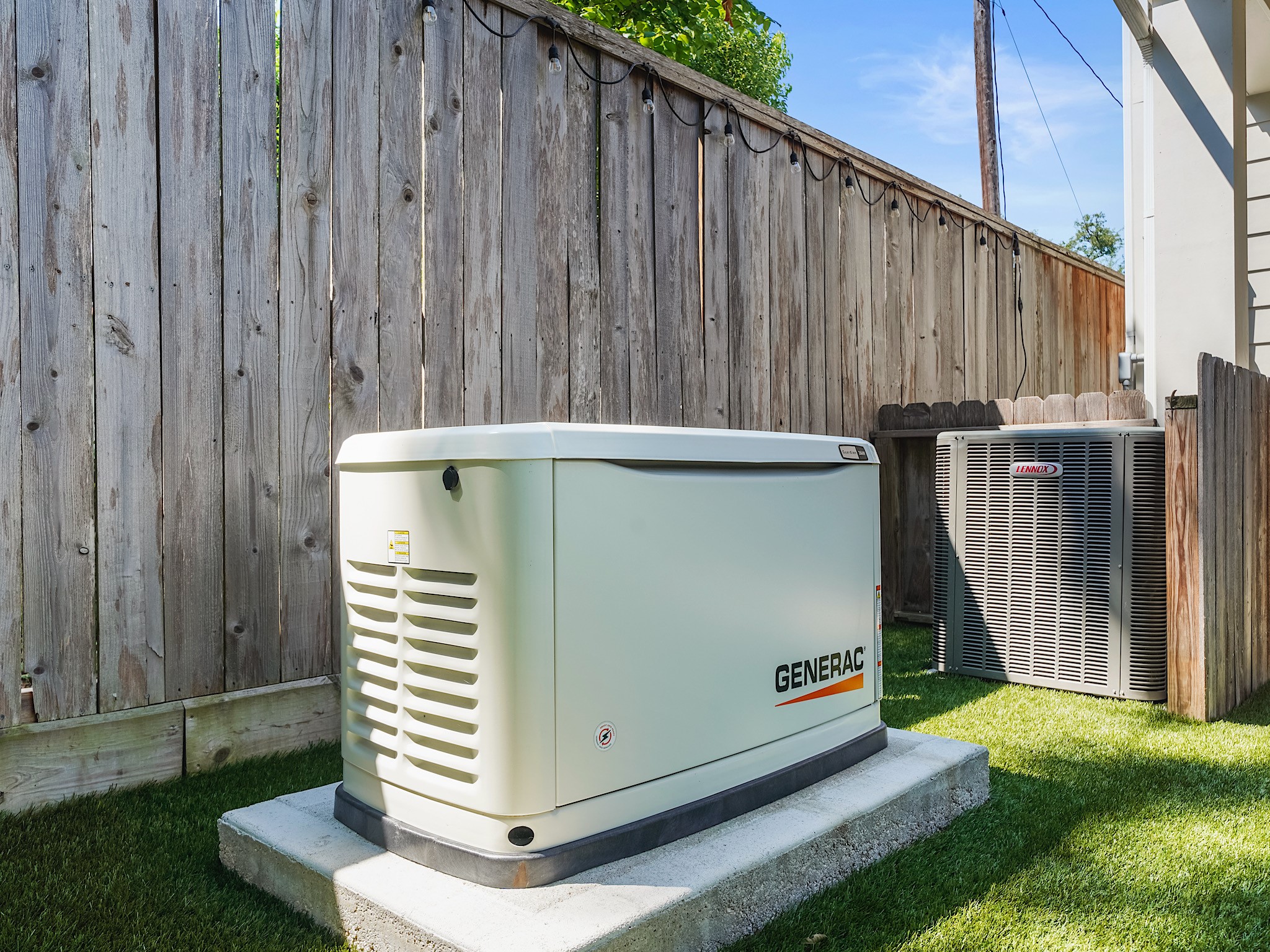 812 East 24th Street Houston, TX 77009 - Photo 36 of 36 a view of outdoor space with wooden wall