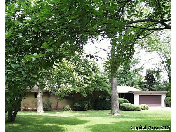 49 Forest Ridge Springfield, IL 62712 - Photo 1 of 4 Gallery Image 1