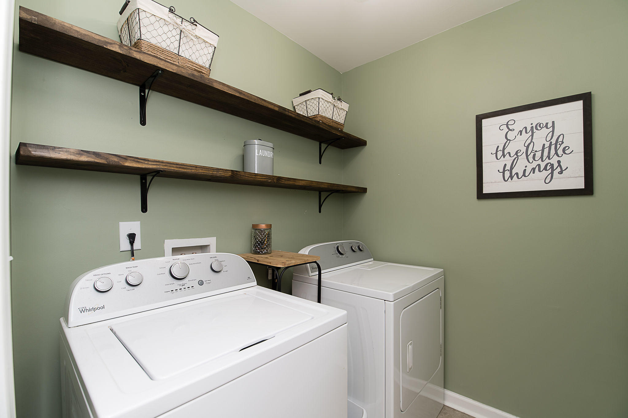 153 Oyama Road Summerville, SC 29486 - Photo 21 of 40 Laundry Room