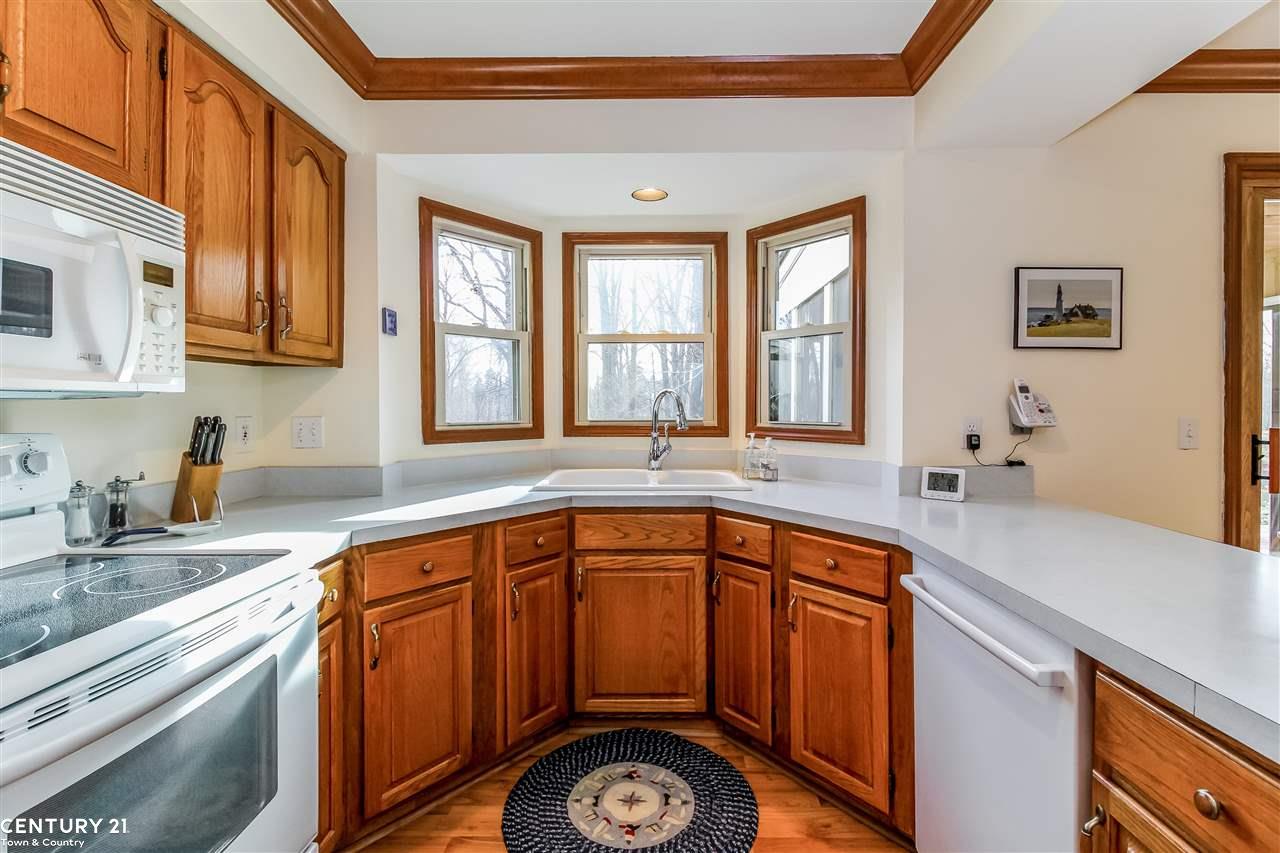 3235 Edmunton Drive Rochester Hills, MI 48306 - Photo 16 of 61