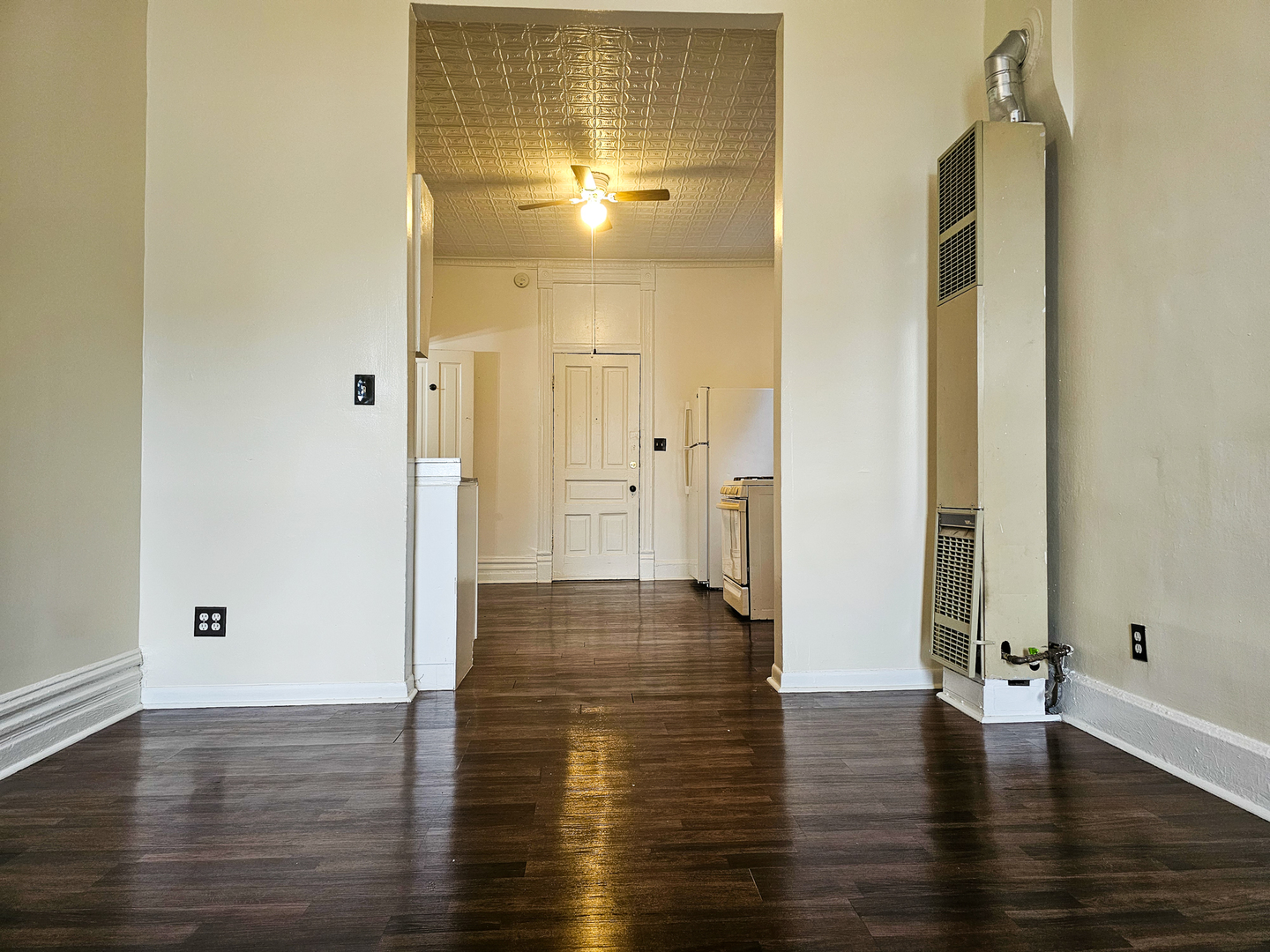 2739 West 16th Street, Unit 1R Chicago, IL 60608 - Photo 6 of 15