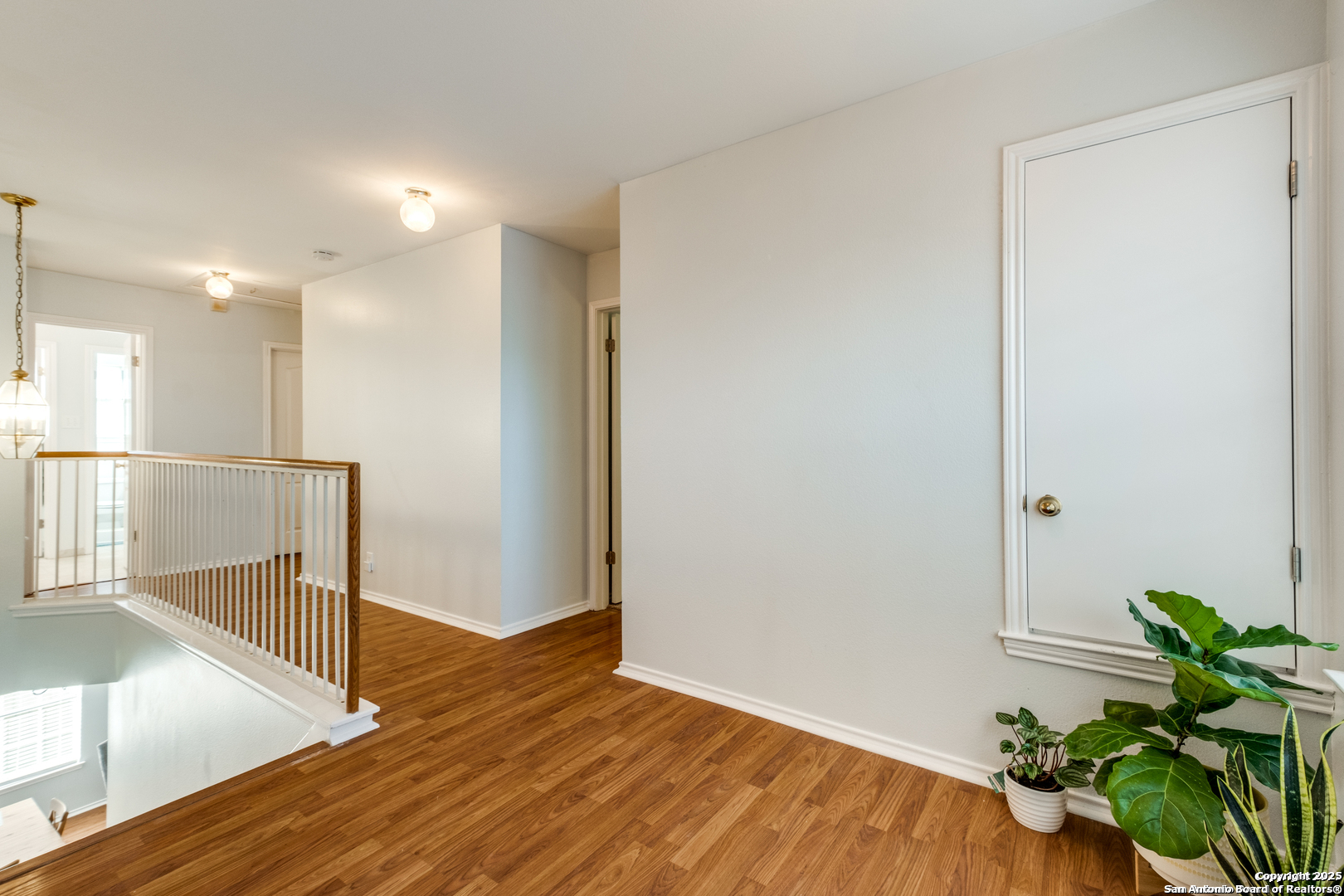 16558 Redland Ranch San Antonio, TX 78247 - Photo 6 of 15 a view of entryway with wooden floor
