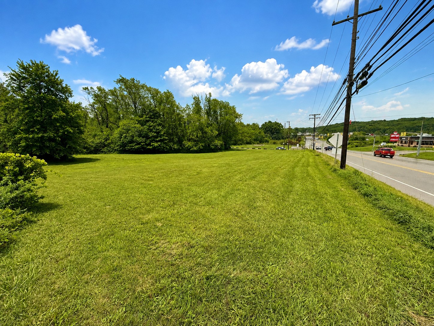 2042 Wager Road Erie, PA 16509 - Photo 4 of 9 Gallery Image 4