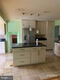 19916 Westerly Avenue Poolesville, MD 20837 - Photo 5 of 26