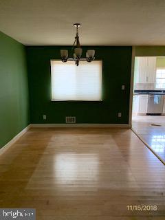 19916 Westerly Avenue Poolesville, MD 20837 - Photo 8 of 26