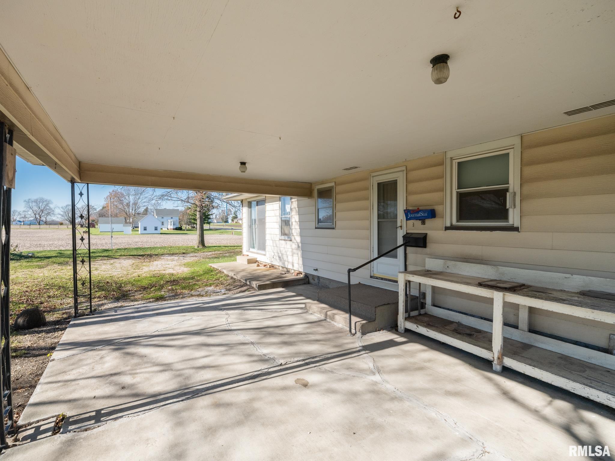 18412 West Farmington Road Trivoli, IL 61569 - Photo 35 of 43