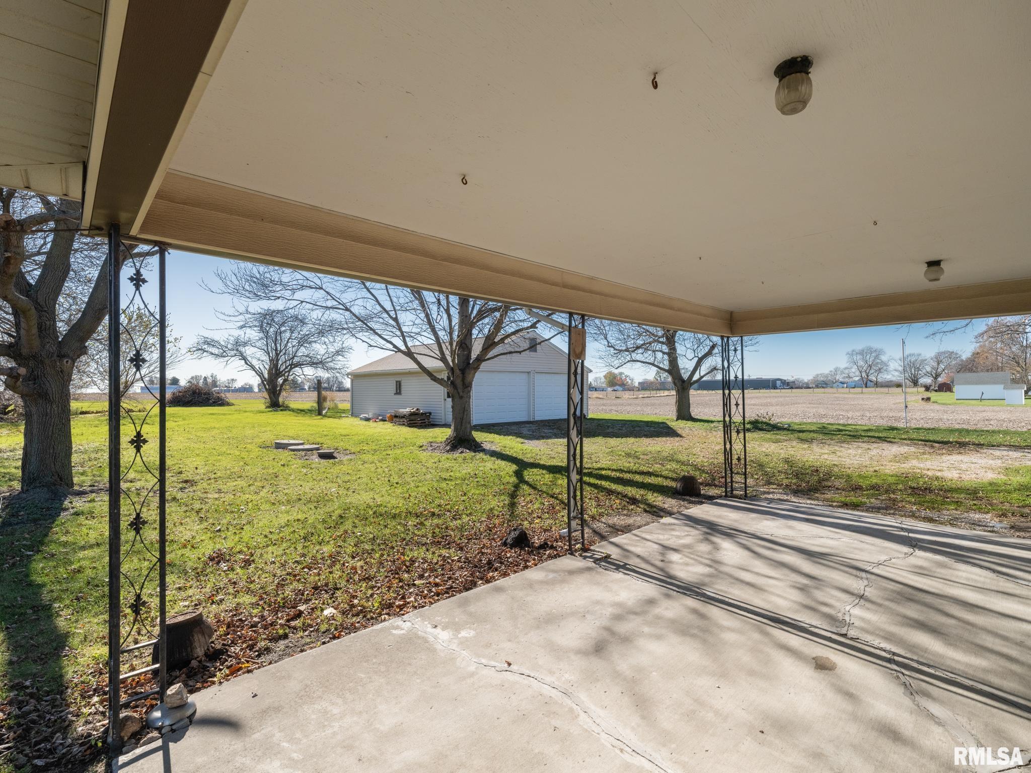 18412 West Farmington Road Trivoli, IL 61569 - Photo 37 of 43