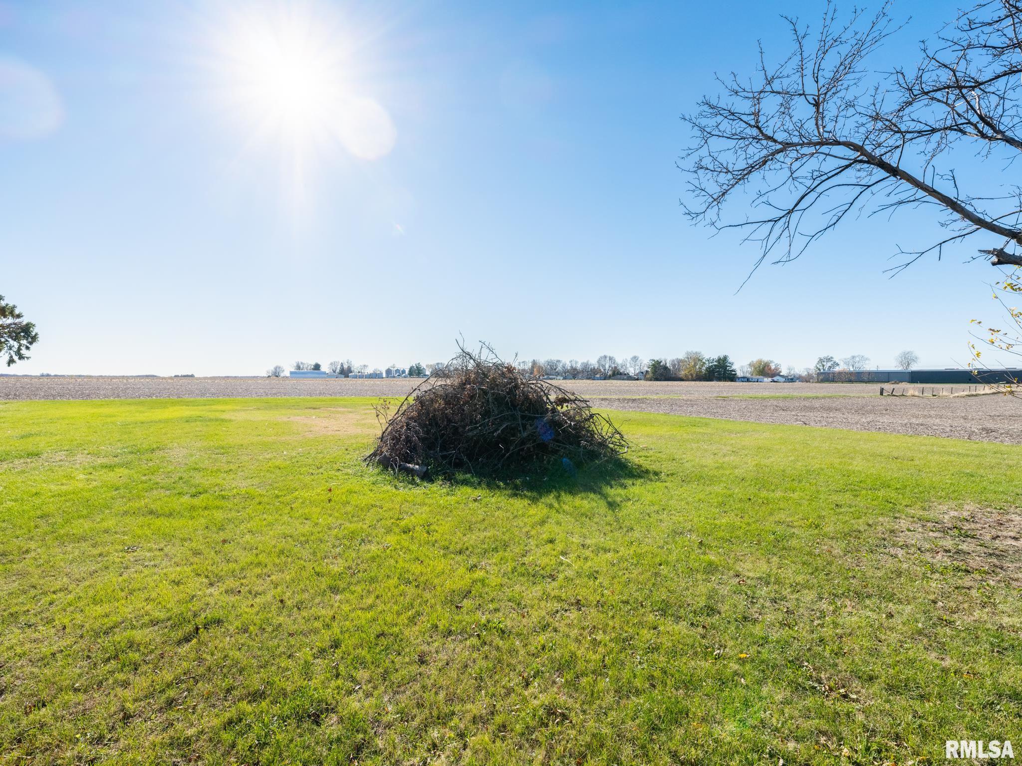 18412 West Farmington Road Trivoli, IL 61569 - Photo 40 of 43
