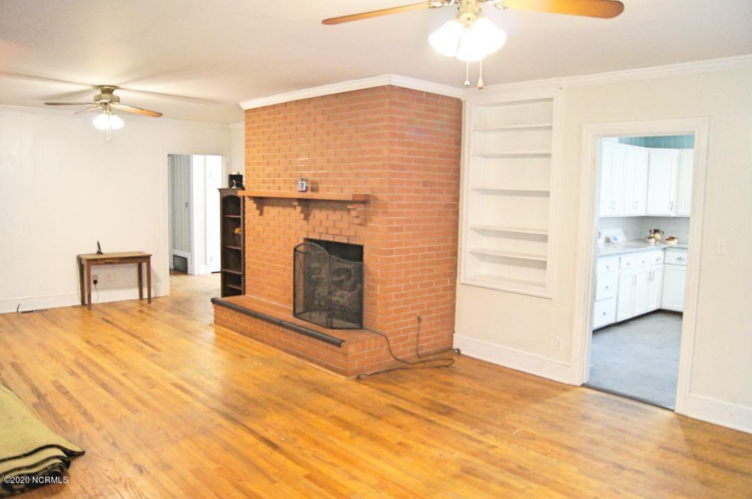 6651 River Road Washington, NC 27889 - Photo 8 of 35 008_FamilyRoom