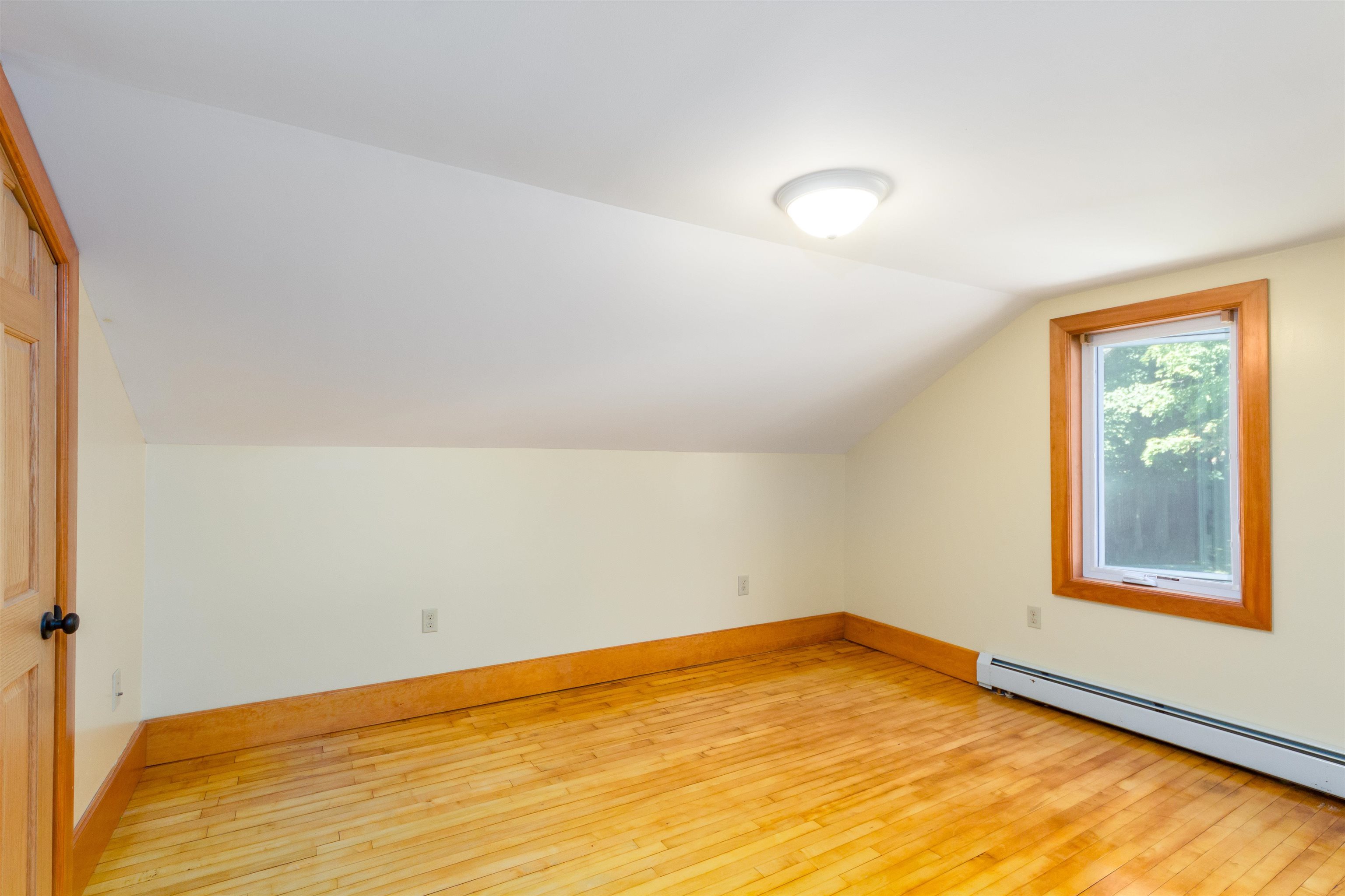 11093 Rte 116 Hinesburg, VT 05461 - Photo 3 of 45 Gallery Image 3