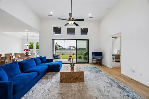 $699,999 | 4735 Arbor Hollow Drive, Manvel, TX 77578