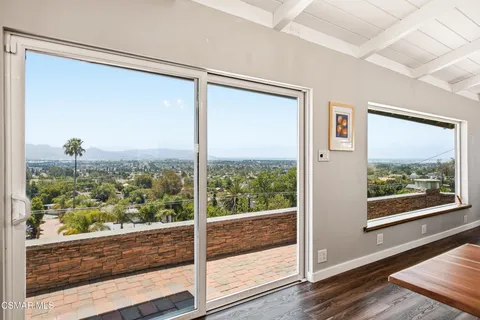 $1,150,000 | 315 North Loop Drive, Camarillo, CA 93010