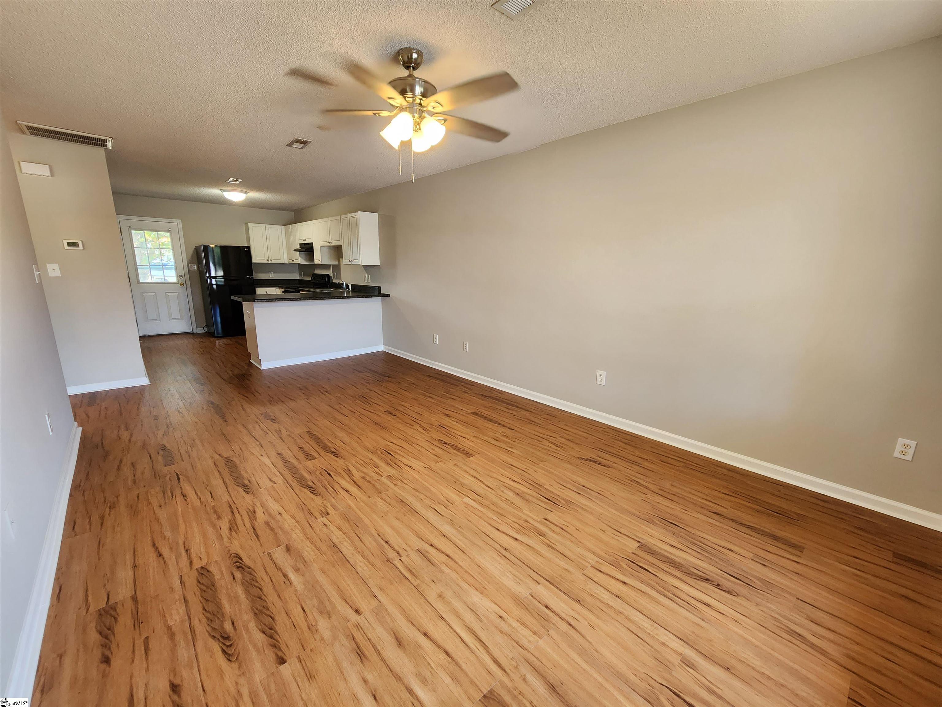 1025 West Shockley Ferry Road Anderson, SC 29626 - Photo 5 of 11 Gallery Image 5