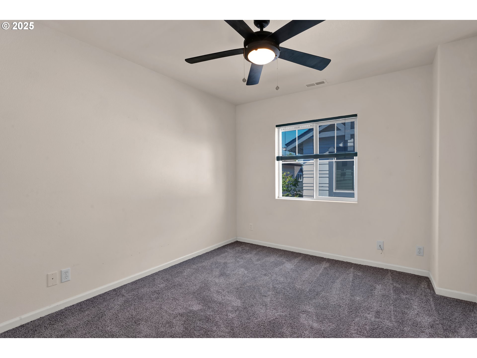1649 Riley Lane Eugene, OR 97402 - Photo 34 of 45 Gallery Image 34