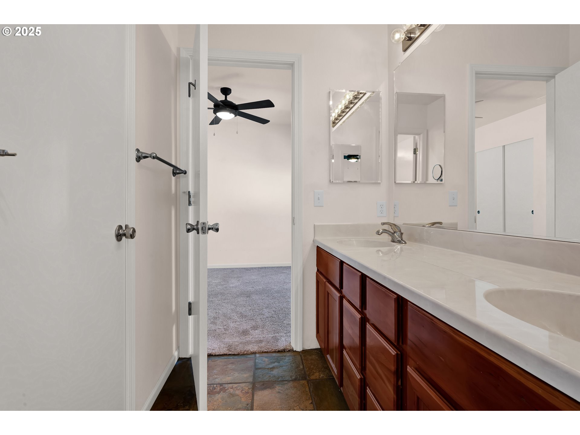 1649 Riley Lane Eugene, OR 97402 - Photo 36 of 45 Gallery Image 36