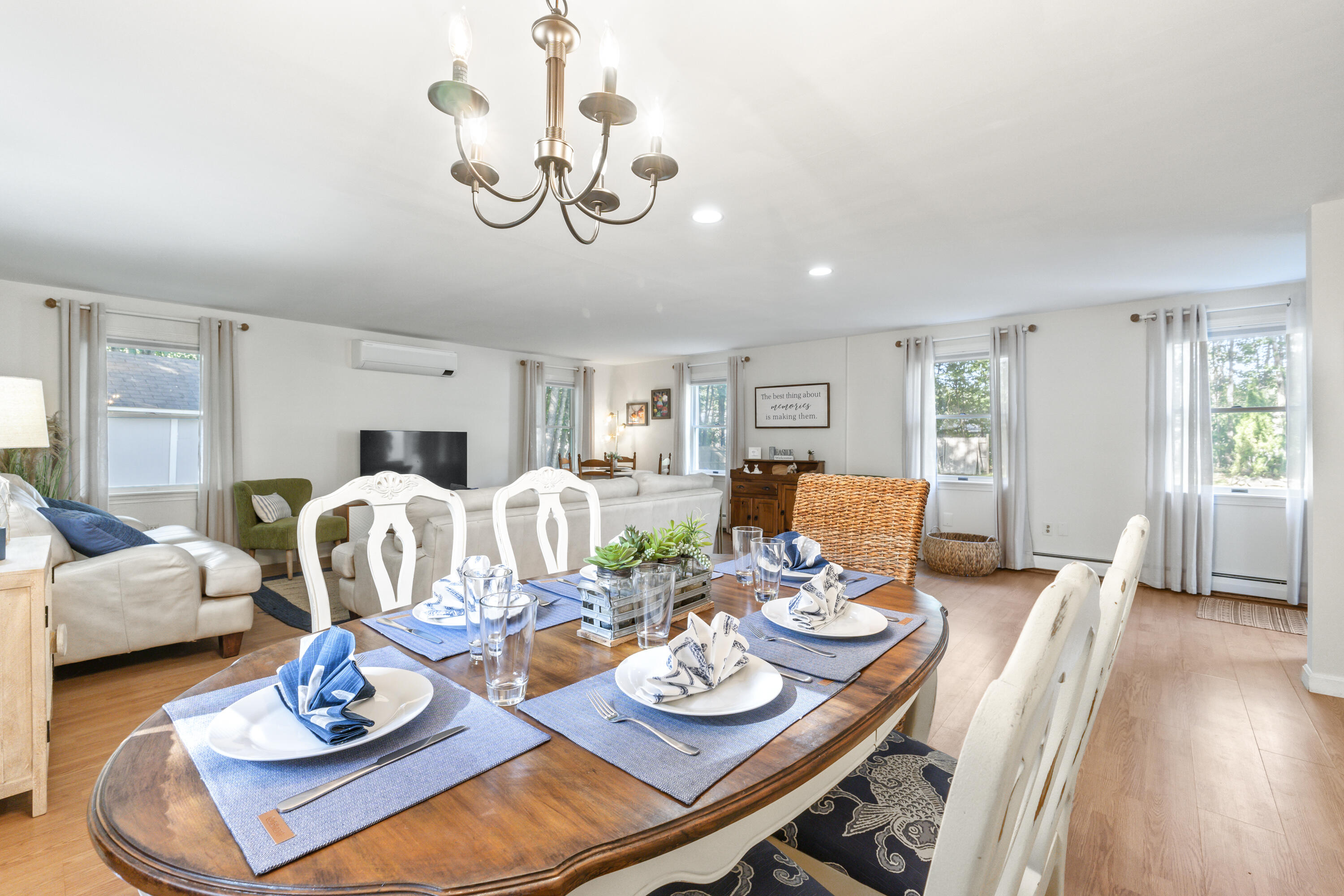 12 Cardinal Lane York, ME 03909 - Photo 12 of 33 12CardinalLnDiningArea