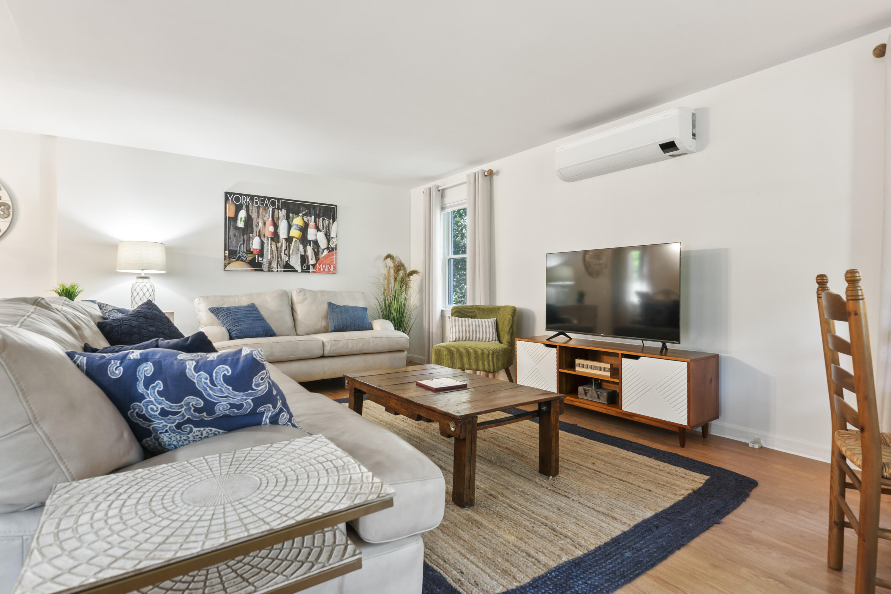 12 Cardinal Lane York, ME 03909 - Photo 15 of 33 12CardinalLnLivingRm