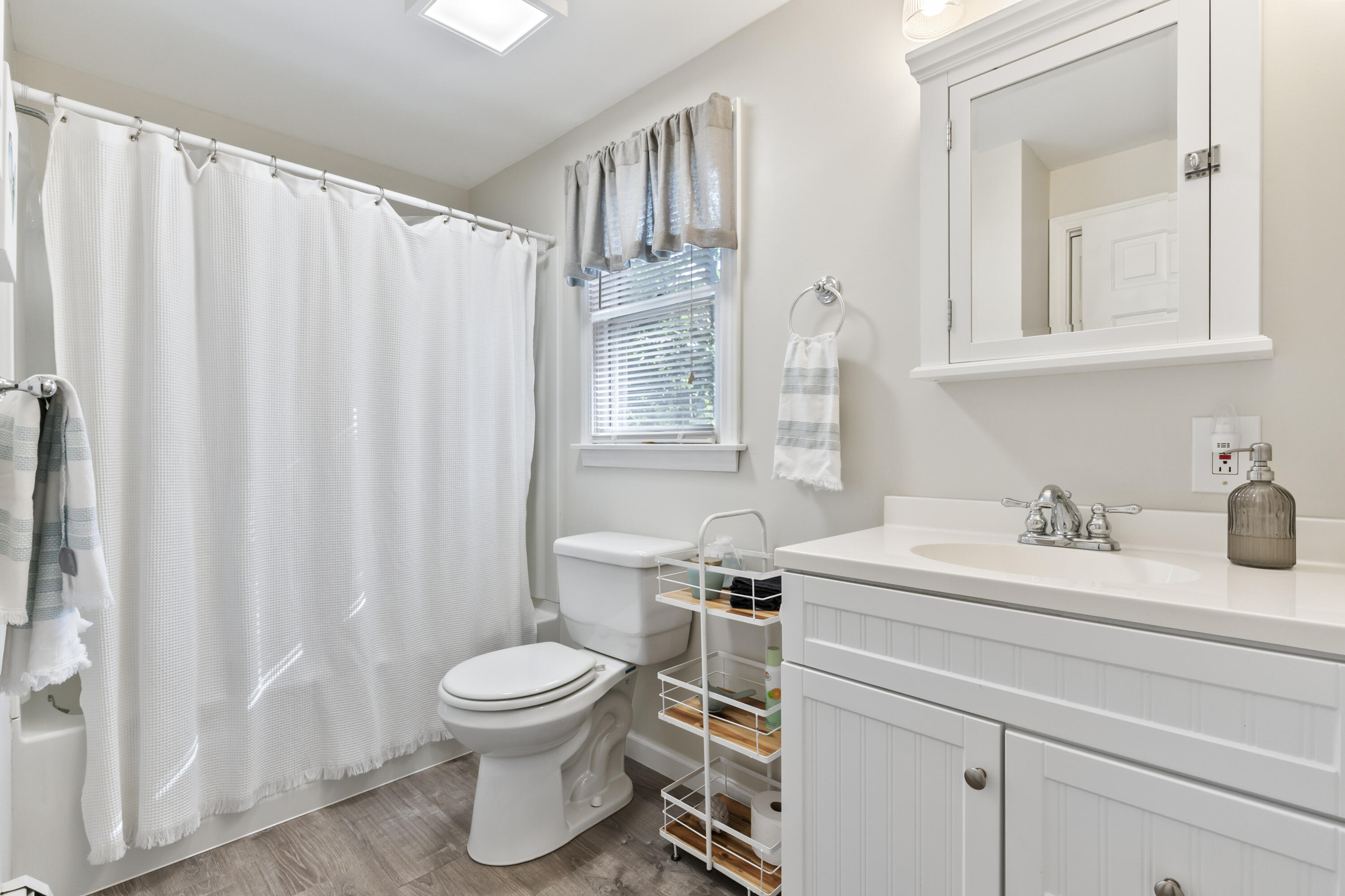 12 Cardinal Lane York, ME 03909 - Photo 23 of 33 12CardinalLn2ndFlFullBathroom